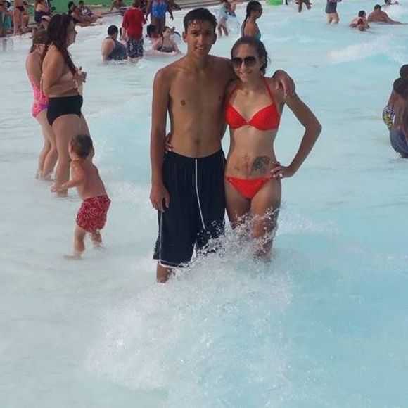 Meet your Posher, Elissa - Picture 1 of 1